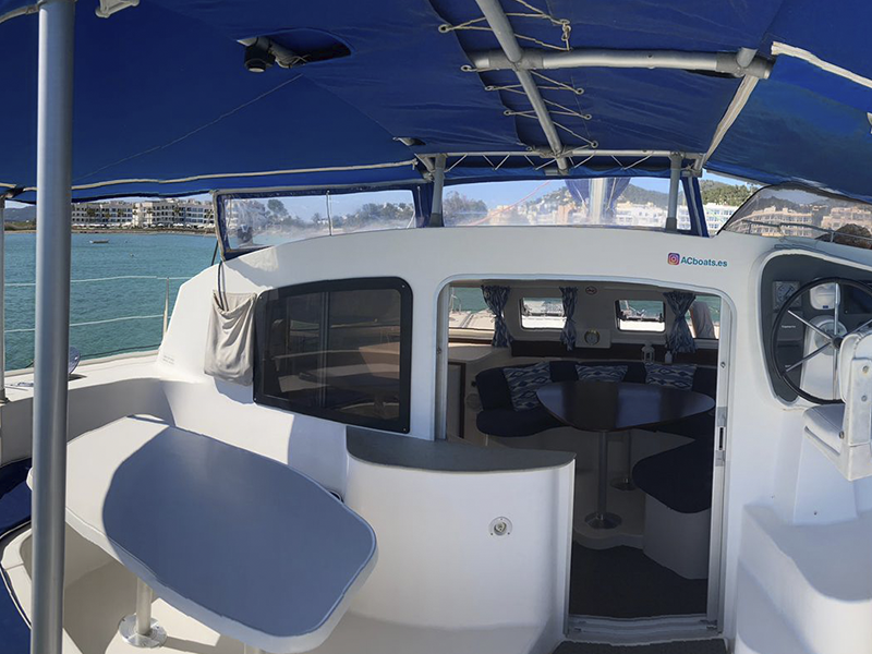Exterior catamarán Fountaine Pajot